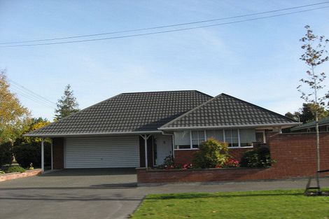 Photo of property in 2/27 Hamilton Avenue, Ilam, Christchurch, 8041