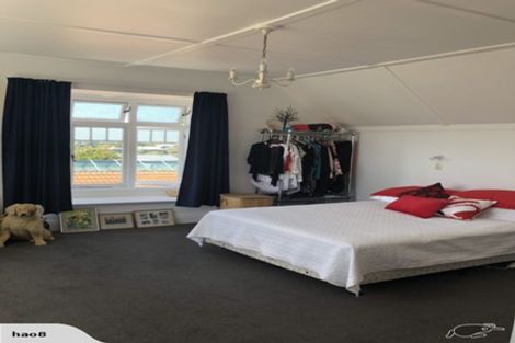 Photo of property in 28 Thackeray Street, Hamilton Lake, Hamilton, 3204