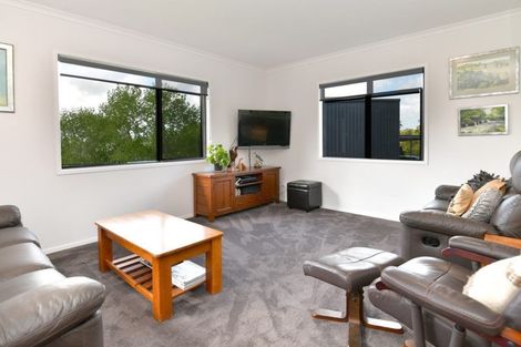 Photo of property in 65c Manuka Grove, Helensville, 0875