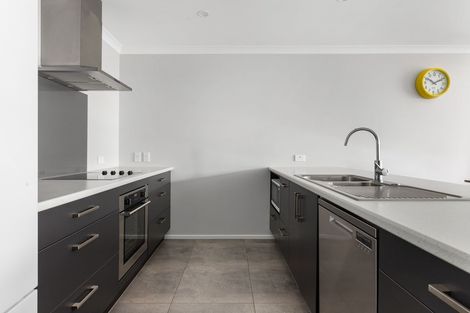 Photo of property in 17 Lakeside Terrace, Omokoroa, 3114