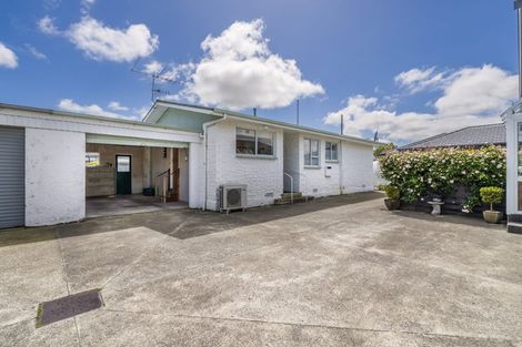 Photo of property in 251b Park Street, Winton, 9720