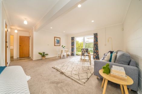 Photo of property in 4a Dowling Grove, Silverstream, Upper Hutt, 5019