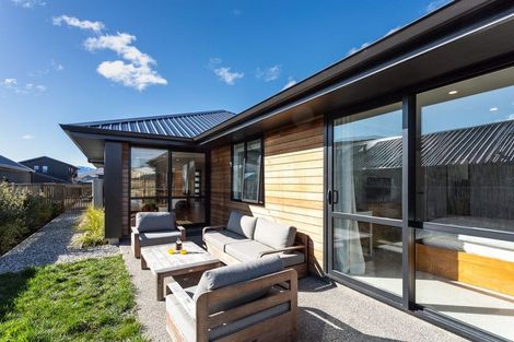 Photo of property in 13 Till Street, Jacks Point, 9371