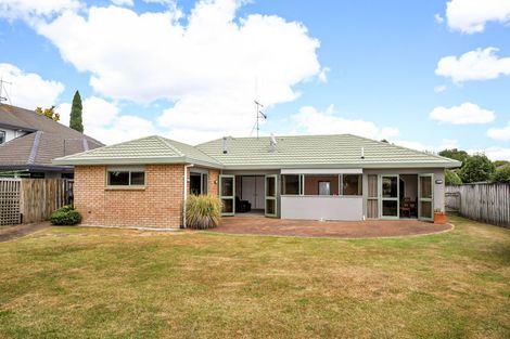 Photo of property in 20 Admiral Crescent, Flagstaff, Hamilton, 3210