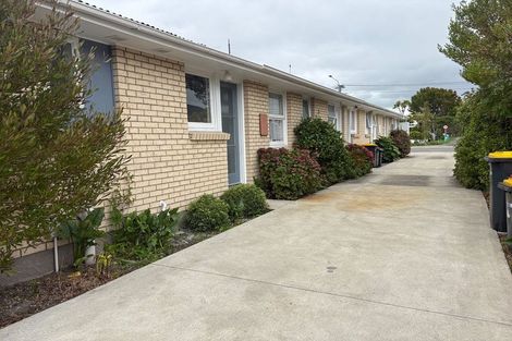 Photo of property in 4/38 North Avon Road, Richmond, Christchurch, 8013