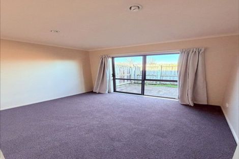 Photo of property in Henry Russell Estate, 22/36 Belgrove Drive, Waipukurau, 4200