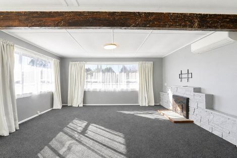 Photo of property in 2 Ngareta Road, Mourea, Rotorua, 3074