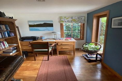 Photo of property in 9 Ticehurst Road, Lyttelton, 8082