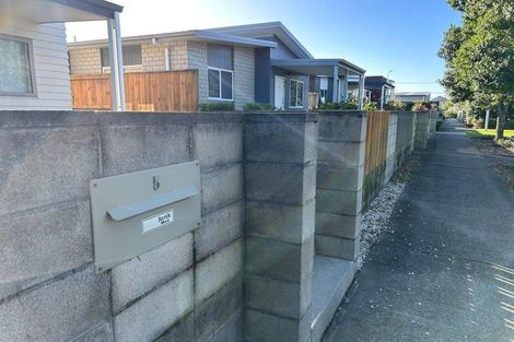 Photo of property in 5 Coprosma Close, Papamoa Beach, Papamoa, 3118