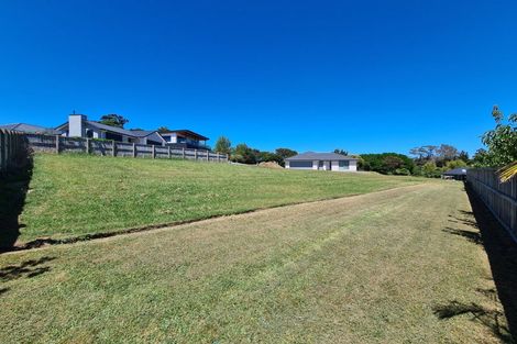 Photo of property in 1 Cherry Lane, Coromandel, 3506