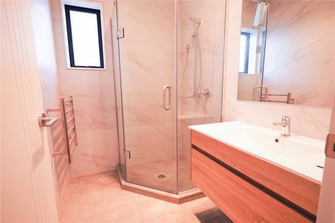 Photo of property in 24c Poinsettia Place, Henderson, Auckland, 0610