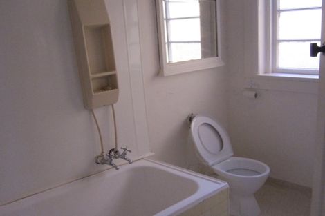 Photo of property in 1/121 Hill Street, Thorndon, Wellington, 6011