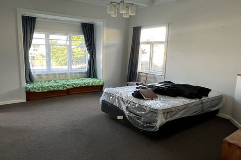 Photo of property in 124 Vigor Brown Street, Napier South, Napier, 4110