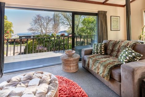 Photo of property in 20 Keitha Place, Kinloch, Taupo, 3377