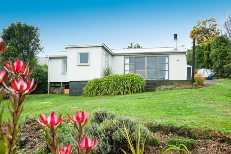 Photo of property in 4 Te Papau Crescent, Diamond Harbour, 8972