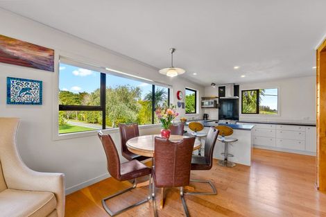 Photo of property in 20 Haywood Lane, Tawharanui Peninsula, Warkworth, 0986