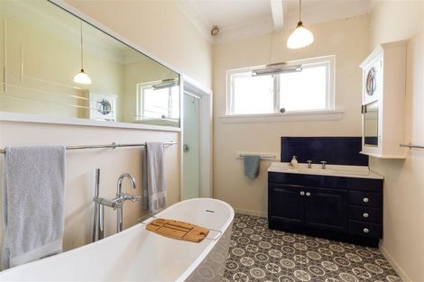 Photo of property in 17 Rhodes Street, Waimate, 7924