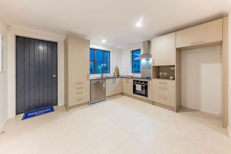 Photo of property in 24 Bellbird Street, Papakura, 2110