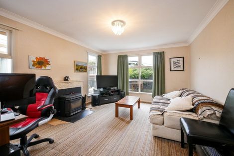 Photo of property in 124 Centennial Avenue, Helensburgh, Dunedin, 9010