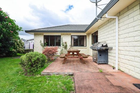 Photo of property in 3a Gertrude Street, Dannevirke, 4930