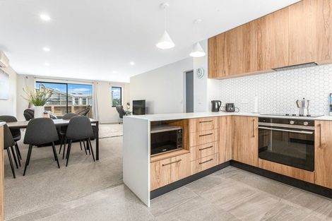 Photo of property in 43 Oakum Road, Whitby, Porirua, 5024