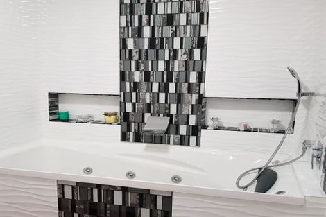 Photo of property in 17 Clinton Street, Fitzroy, New Plymouth, 4312