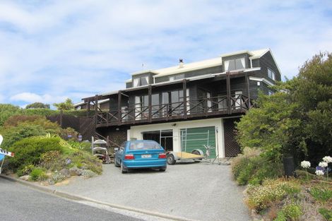 Photo of property in 11 Emerson Crescent, Diamond Harbour, Lyttelton, 8971