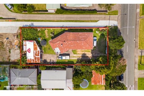 Photo of property in 97 Gloria Avenue, Te Atatu Peninsula, Auckland, 0610