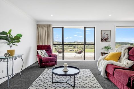 Photo of property in 36 Varsity Heights, Fitzherbert, Palmerston North, 4410