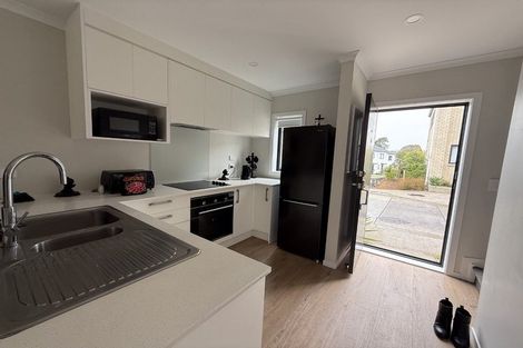 Photo of property in 28/125b Metcalfe Road, Ranui, Auckland, 0612