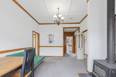 Photo of property in 20 Mahoe Street, Inglewood, 4330