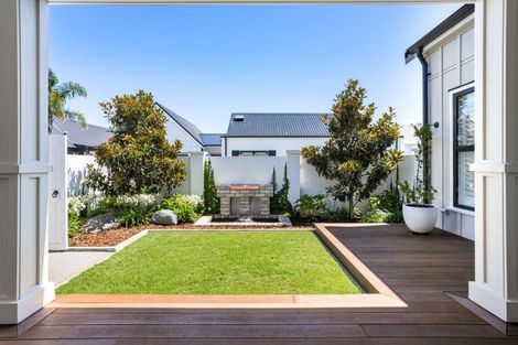 Photo of property in 15 Colpoma Close, Papamoa Beach, Papamoa, 3118