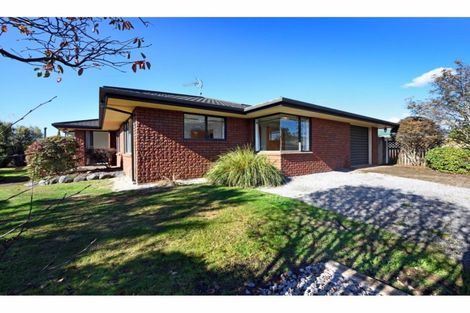 Photo of property in 2 Harcourt Place, Wakefield, 7025