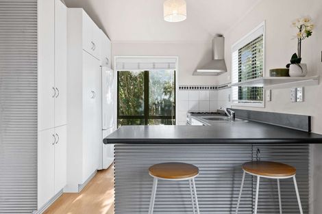 Photo of property in 2 Waitawa Place, Lynmore, Rotorua, 3010