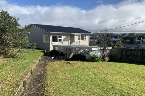 Photo of property in 610 East Coast Road, Pinehill, Auckland, 0630