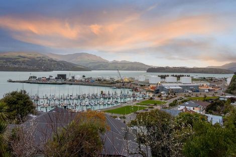 Photo of property in 13 Cunningham Terrace, Lyttelton, 8082