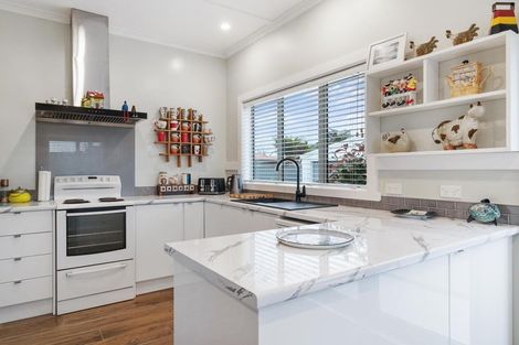 Photo of property in 16 High Street, Tirau, 3410