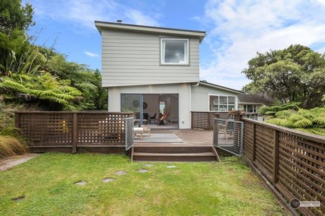 Photo of property in 2/90 Howard Road, Point Howard, Lower Hutt, 5013
