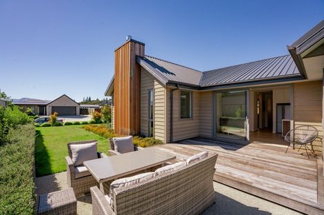 Photo of property in 29 Pounamu Avenue, Albert Town, 9305