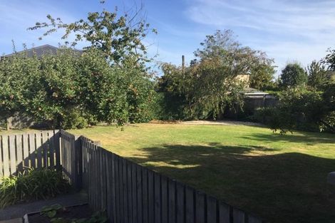 Photo of property in 6 Otara Street, Ilam, Christchurch, 8053