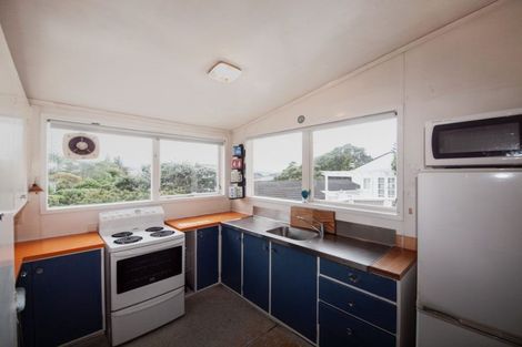 Photo of property in 13 Chisbury Street, Churton Park, Wellington, 6037