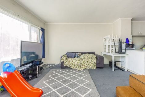 Photo of property in 2/49 Clendon Avenue, Papatoetoe, Auckland, 2025