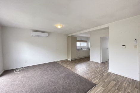 Photo of property in 1/37 Ellice Road, Totara Vale, Auckland, 0629