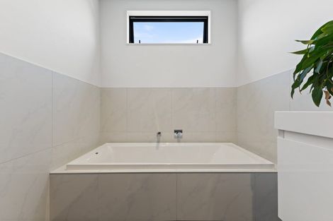 Photo of property in 11 Blaenavon Place, Halswell, Christchurch, 8025