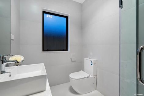 Photo of property in 44 Cooladawson Drive, Flat Bush, Auckland, 2019