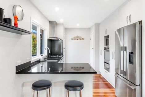 Photo of property in 25 Gills Road, Bucklands Beach, Auckland, 2014