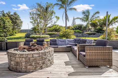 Photo of property in 5 Springvale Road, Waiuku, 2123