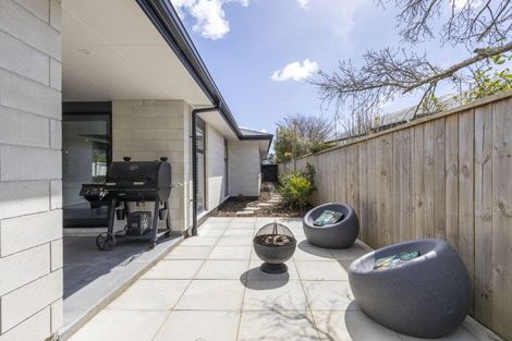 Photo of property in 519 Mangorei Road, Highlands Park, New Plymouth, 4312