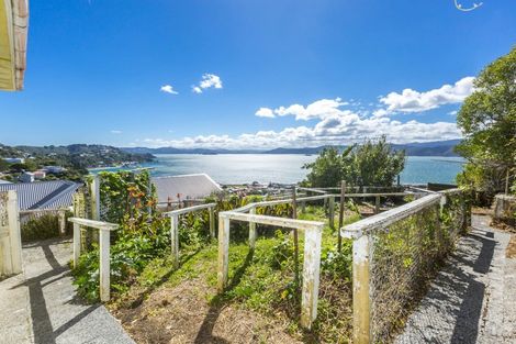 Photo of property in 17 Beacon Hill Road, Strathmore Park, Wellington, 6022