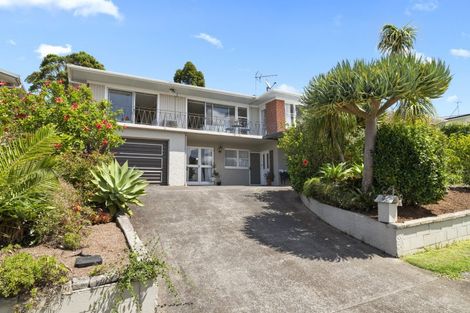 Photo of property in 8 Hamlet Place, Pukekohe, 2120